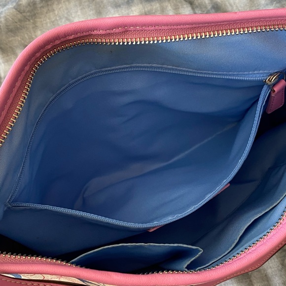 Coach Logo Over Shoulder Handbag - Picture 7 of 12